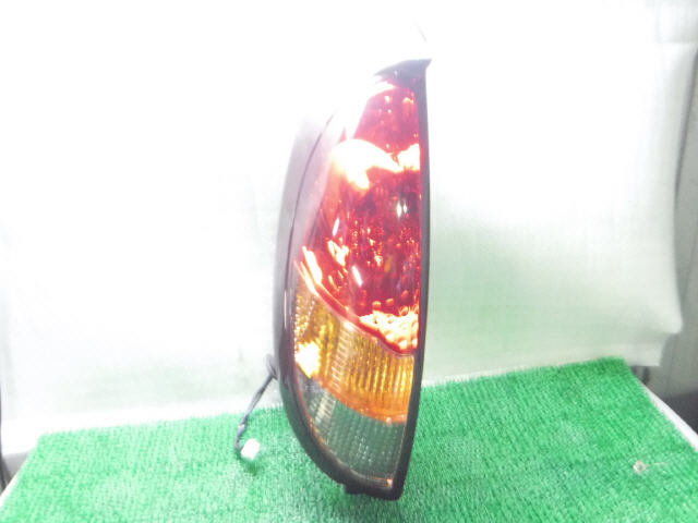 アイ DBA-HA1W 左テールランプ L 8330A385 022076拍卖
