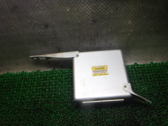 セルシオ GF-UCF21 サスペンションコンピューター 89293-50080 022664拍卖