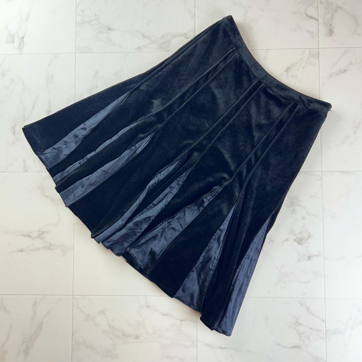 美品 MICHEL KLEIN ミッシェルクラン ベロアフレアスカート サイドジップ 膝丈 裏地あり 黒 ブラック サイズ38*QC1255拍卖