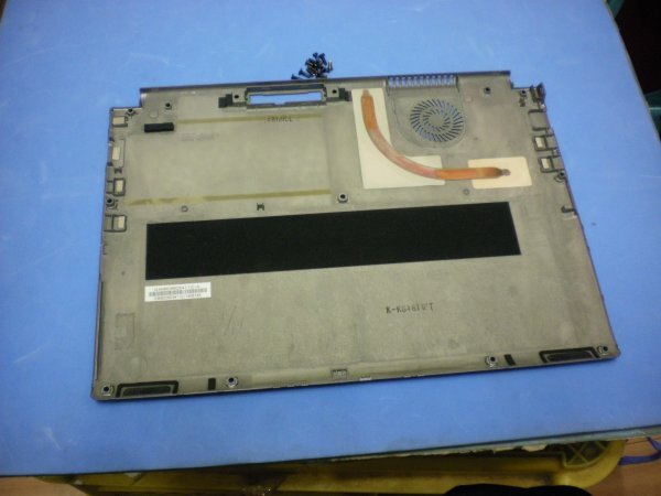 東芝Dynabook R634/L 等用 裏ふた拍卖
