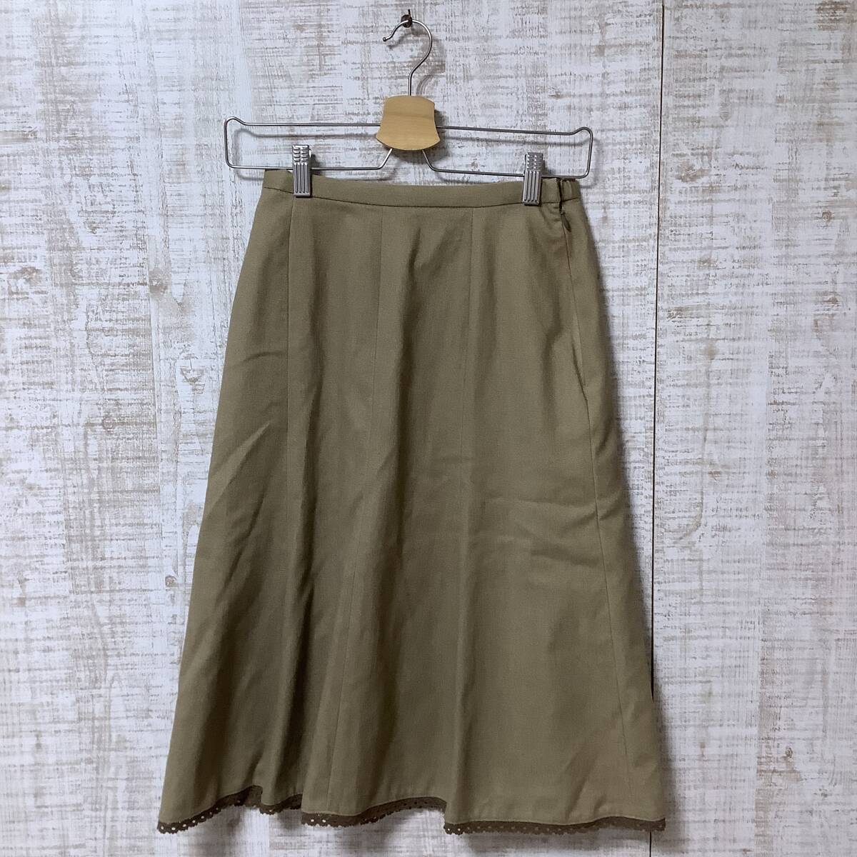 M53◇GALLERY VISCONTI | ギャラリービスコンティ スカート ベージュ系 サイズ2拍卖