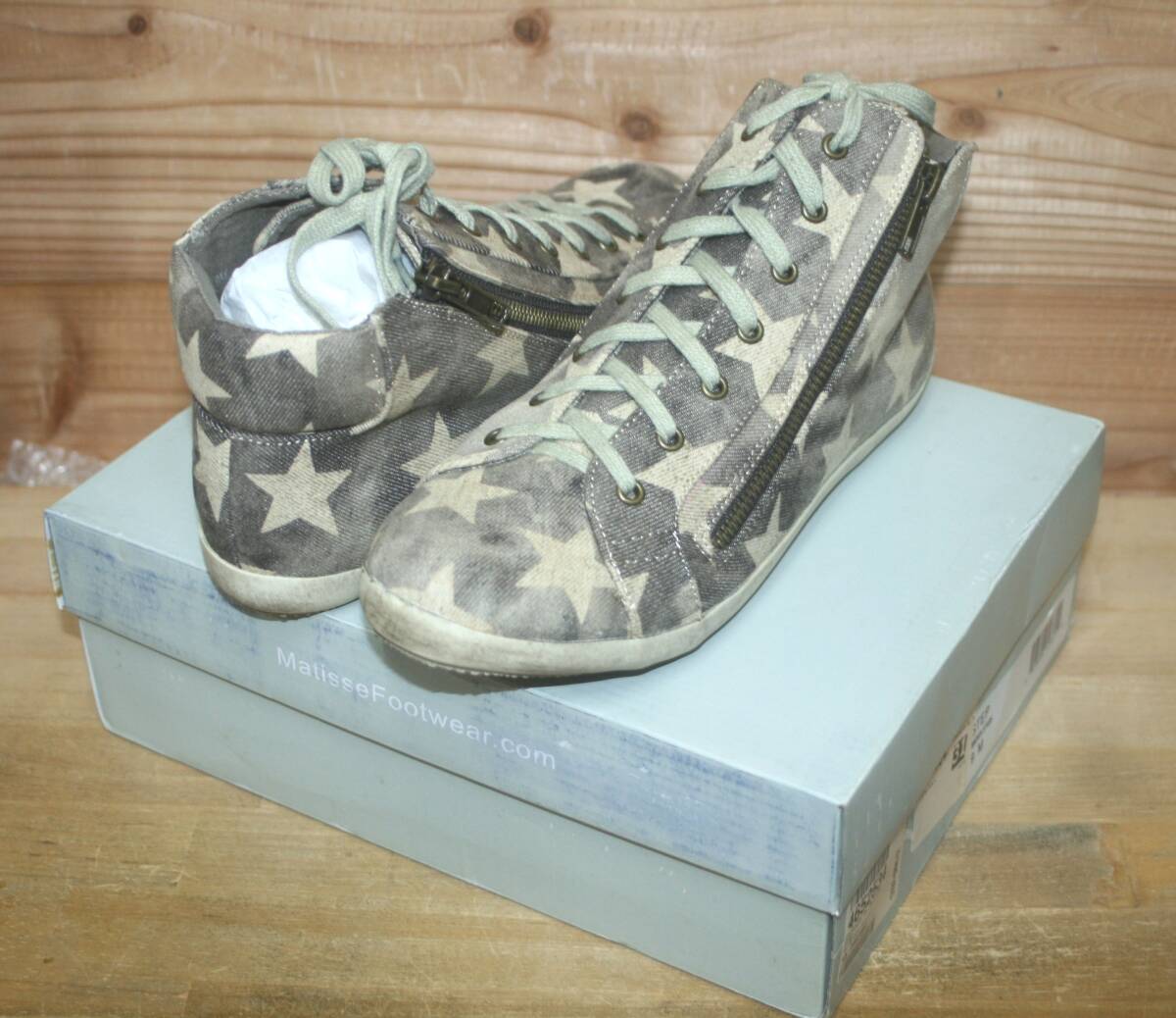 送料無料/新品☆ 輸入ハイレートスニーカー Coconuts by Matisse STEP Brown Stars (ココナッツ バイ マティス)11拍卖