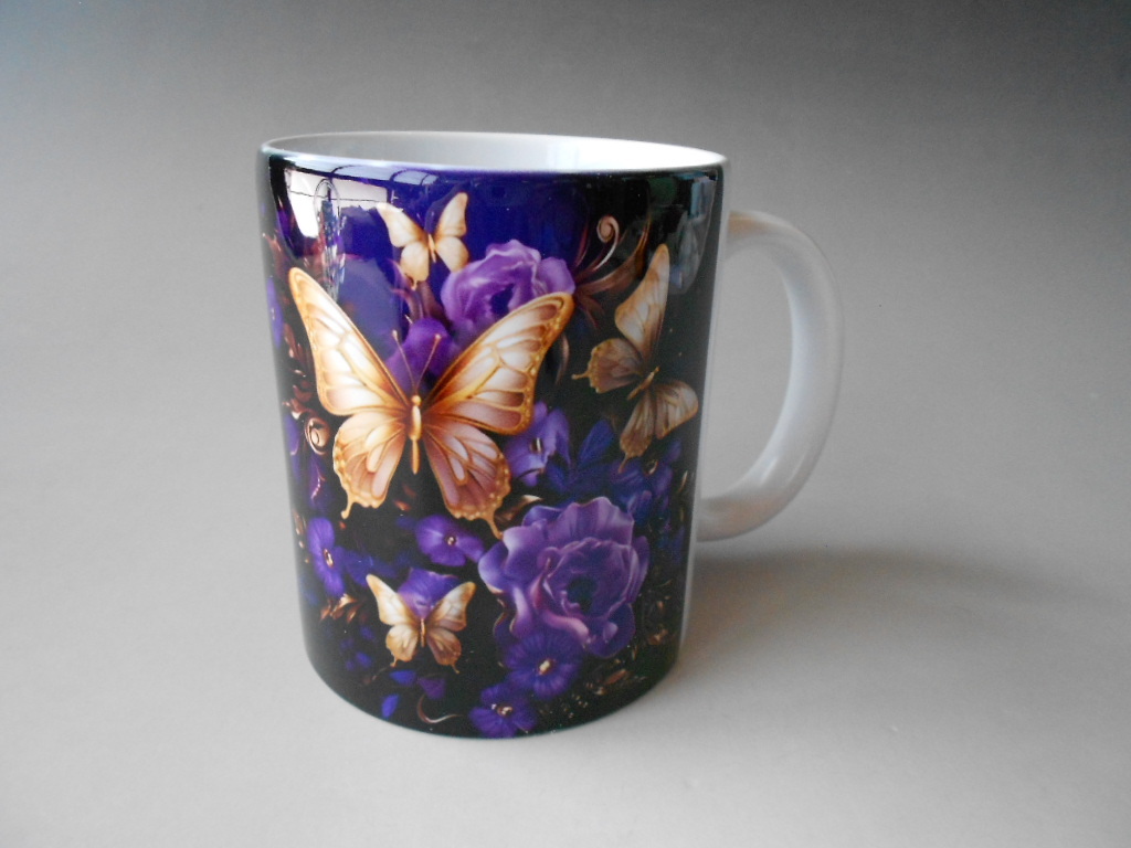 ティータイム! ☆ゴールドパープルバタフライ・マグカップ☆ 新品 ギフト コーヒー 紅茶 ミルク ラテ エスプレッソ カプチーノ ギフト拍卖