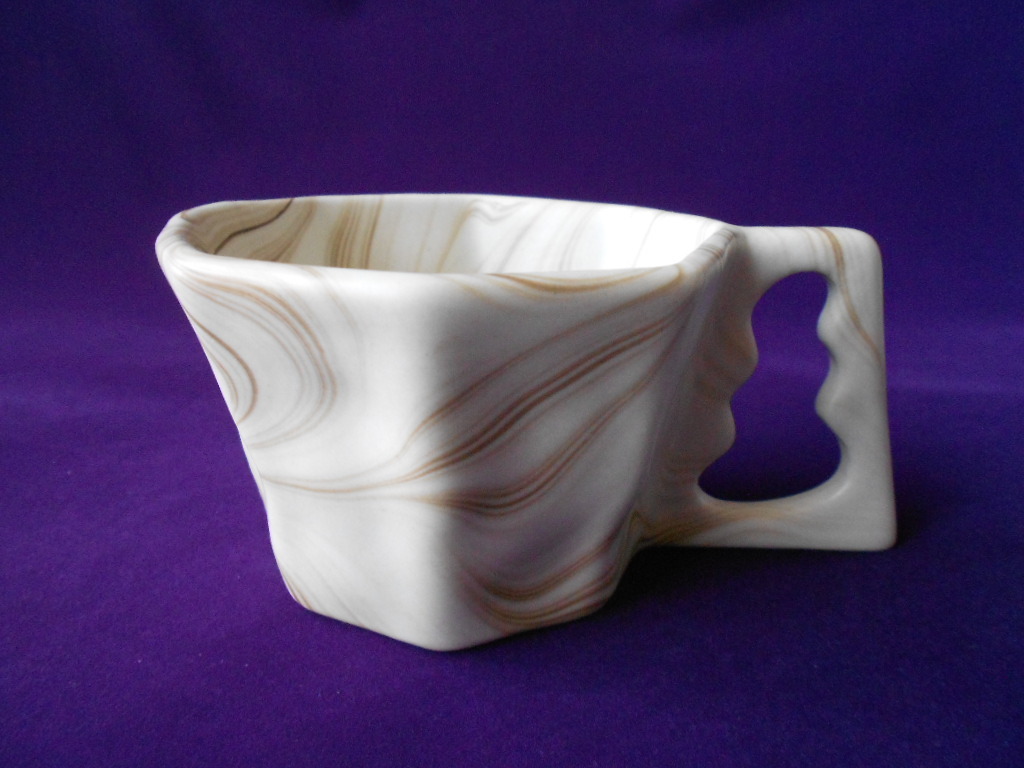 ティータイム! ☆ブラウンマーブル・八角マグカップ☆ 新品 ギフト 珈琲 コーヒー 紅茶 カップ ミルク ラテ エスプレッソ カプチーノ拍卖