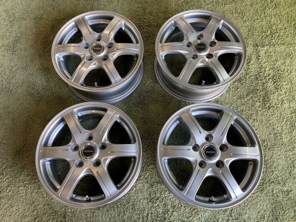 送料無料 中古ホイール 15in 6.0J +53 PCD114.3 スタッドレス用に ノア ヴォクシー エスクァイア ステップワゴン アコード拍卖