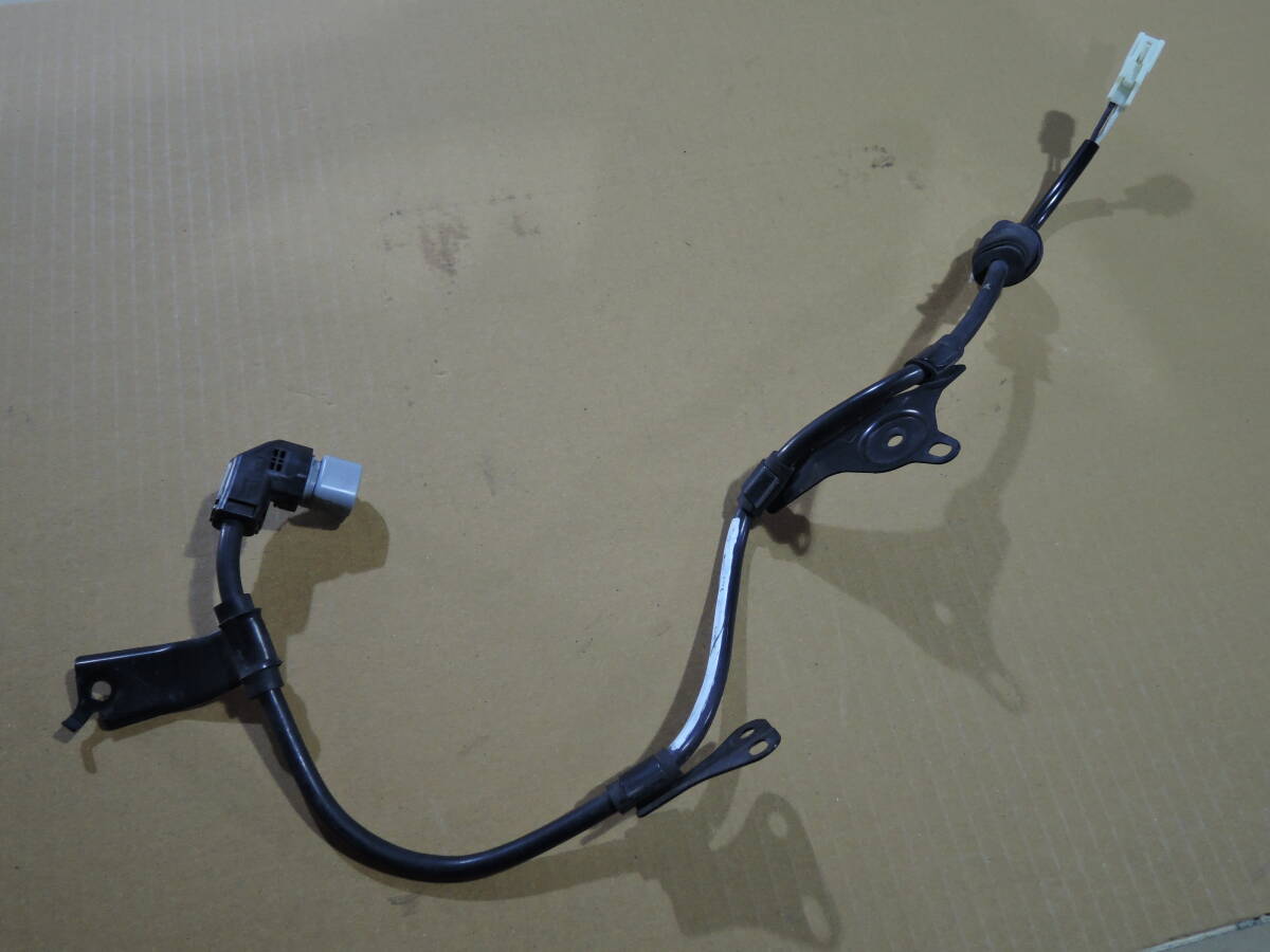 即日発送 倉庫保管品 AGH30W アルファード 純正 リア 左 ASBセンサー 82821-78020 左後 T-0015拍卖