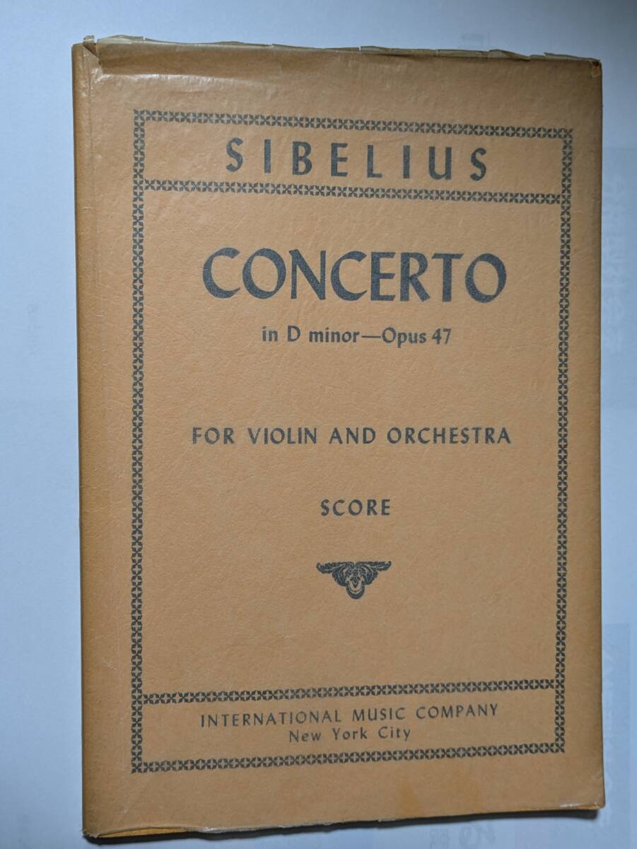 クラッシック楽譜(洋書) SIBELIUS CONCERTO for violin and orchestra score International Music Company H166拍卖