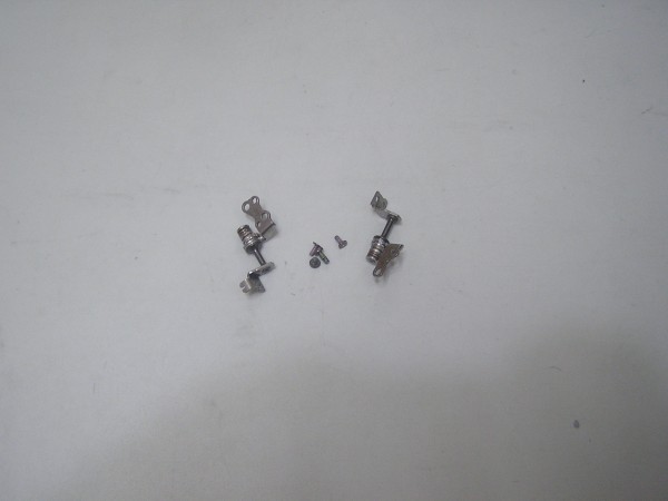 東芝Dynabook R731/36EB 等用 液晶部ヒンジ左右拍卖