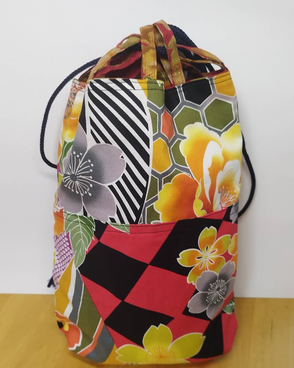 信玄袋 巾着 リバーシブル仕立て ⑦ 赤 黒 レトロ調 赤地 芍薬? 牡丹? 拍卖