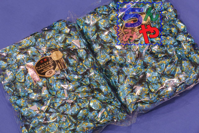 【常温便】ティラミスチョコ(おまとめ500g×2p)美味しくて大人気アーモンドナッツ入りチョコ!おつまみチョコ♪珍味チョコ【送料込拍卖