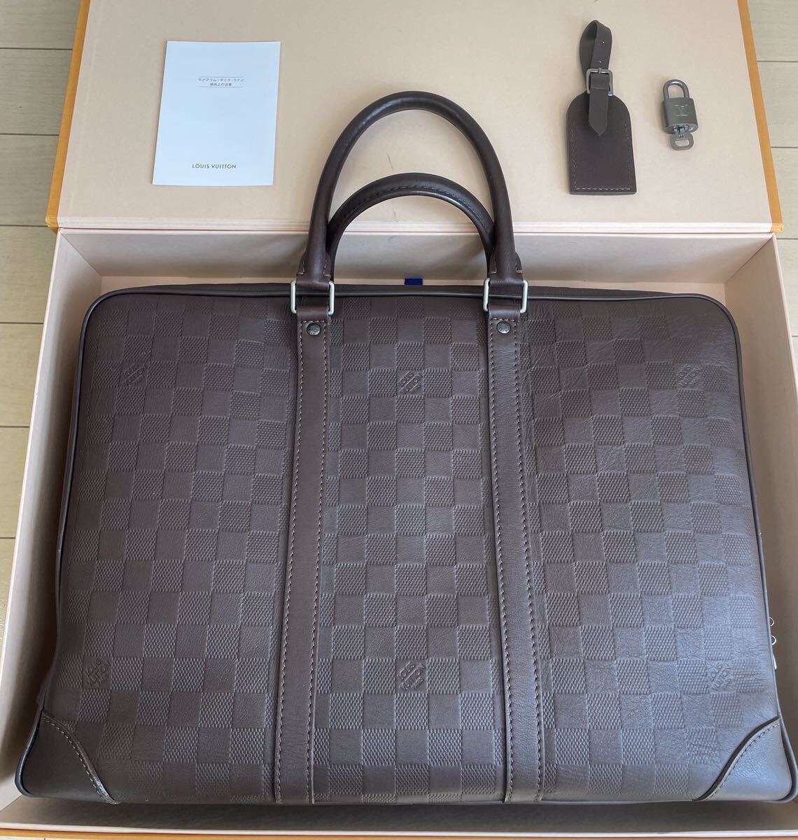 Louis Vuitton PDV アンフィニ ブリーフケース拍卖