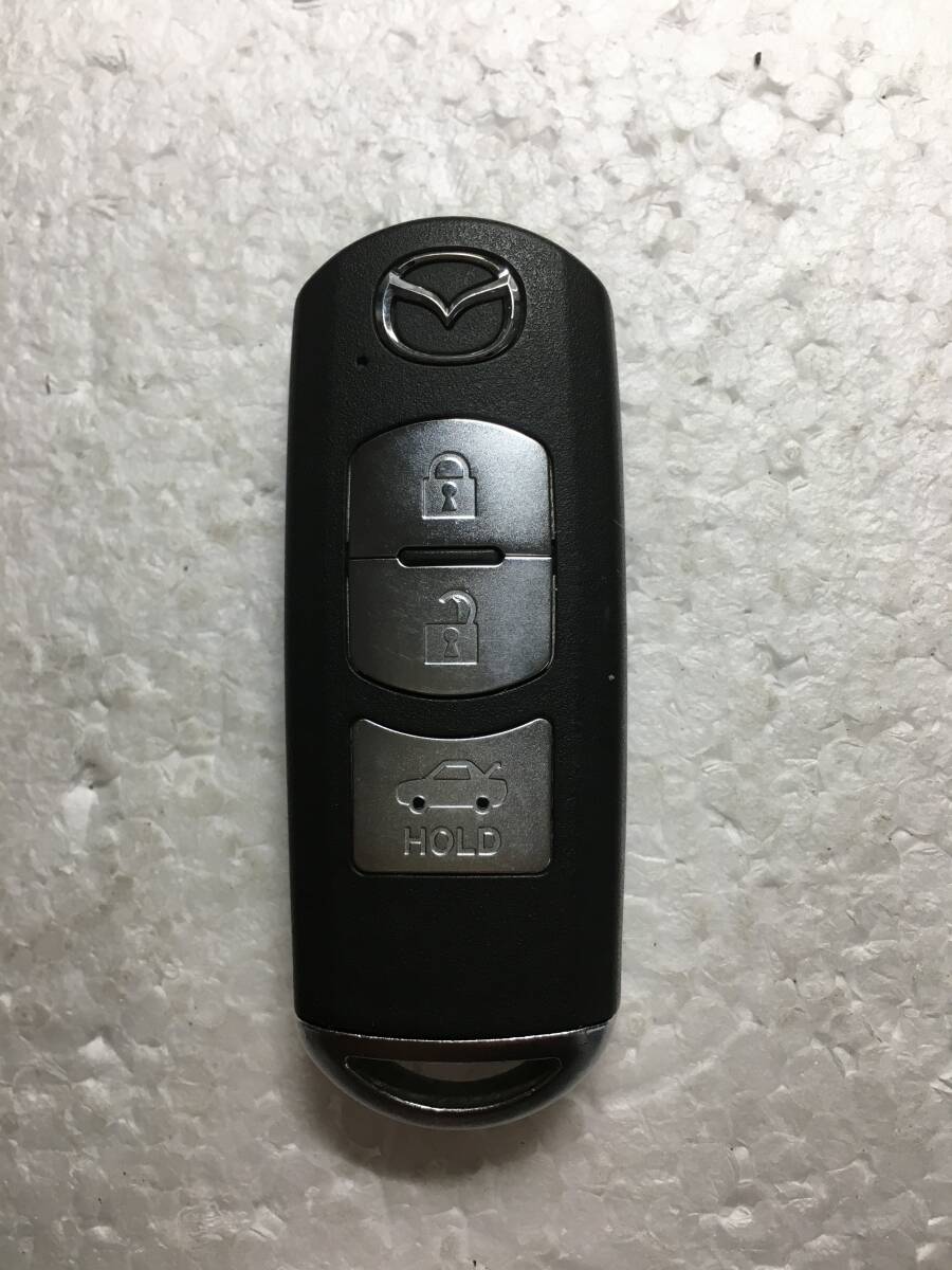 ☆マツダ☆純正キーレス☆SKE13D-01 007YUUL0635☆ 3ボタン トランク付き デミオ・アテンザ・CX-3・CX-5 ①拍卖