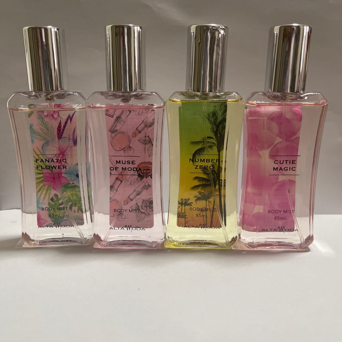 アルタモーダ香水 4 セット( 4x85ml )拍卖