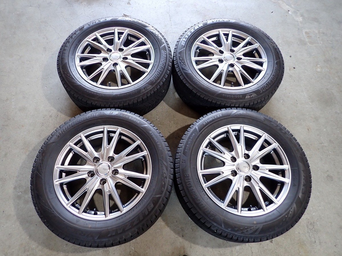 YS8861【送料無料205/60R16】ノア VOXY ステップワゴン等に 2021年製 VRX3 中古スタッドレスセット ★16×6.5J 114.3/5H ET53★拍卖