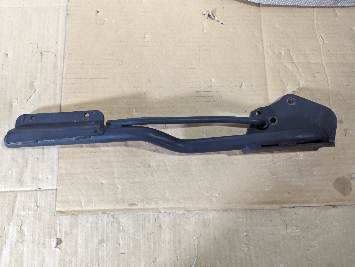 XL1200 883 社外マフラー用? マフラーステー拍卖