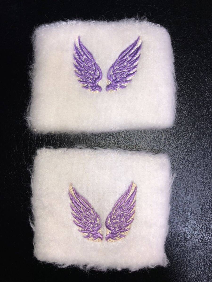 GLAY グレイ 天使の羽 エンジェル ウイング フェザー 翼 2個セット リストバンド ホワイト 白 送料無料!!拍卖