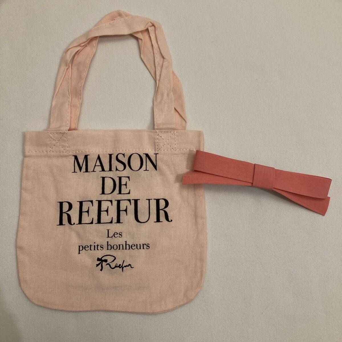 即決!送料込み!メゾン ド リーファー インポートリボンバレッタ ピンク ショッパー付き梨花 MAISON DE REEFUR拍卖