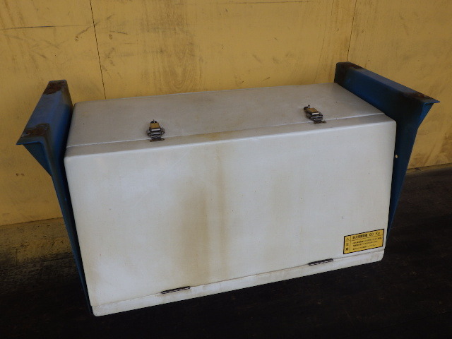 r5118-180 ★ FRP製 工具箱 道具箱 車載工具箱 ステー 900×460×450 3-0拍卖