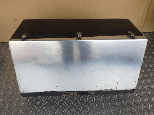 r567-18 ★ FRP製 工具箱 道具箱 車載工具箱 ステー 900×460×460 3-0拍卖