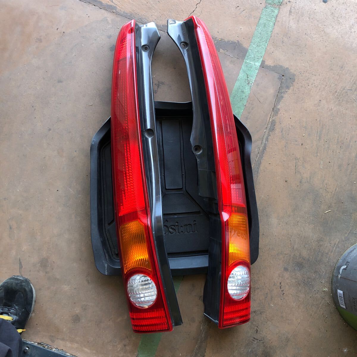 【兵庫神戸三田】L150S ムーヴ テールランプ左右セット拍卖