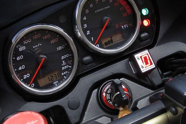 ZRX1200DAEG(ZRT20D/09-16)用 シフトポジションインジケーター|プロテック/PROTEC拍卖