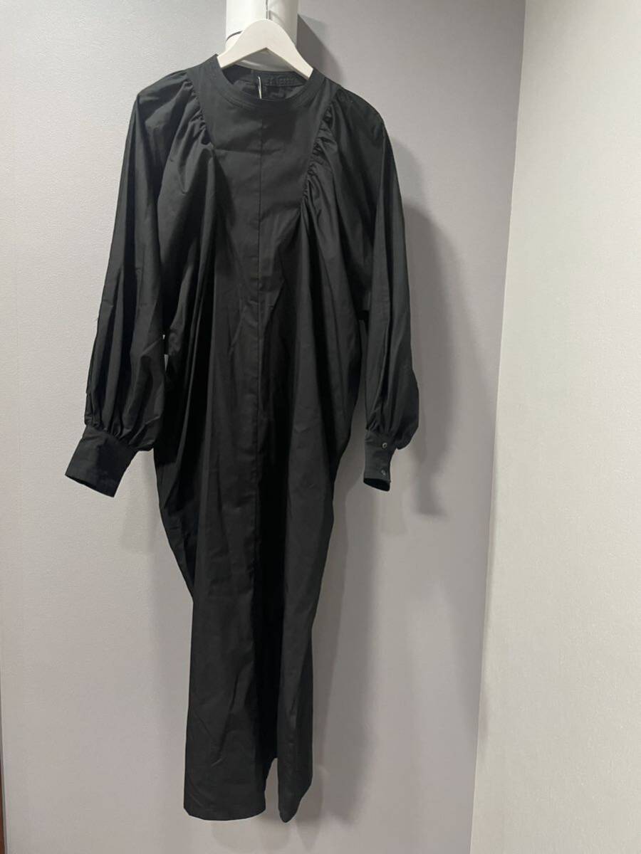 新品極美品KBFワンピース黒ブラック長袖ロングワンピースレディース拍卖