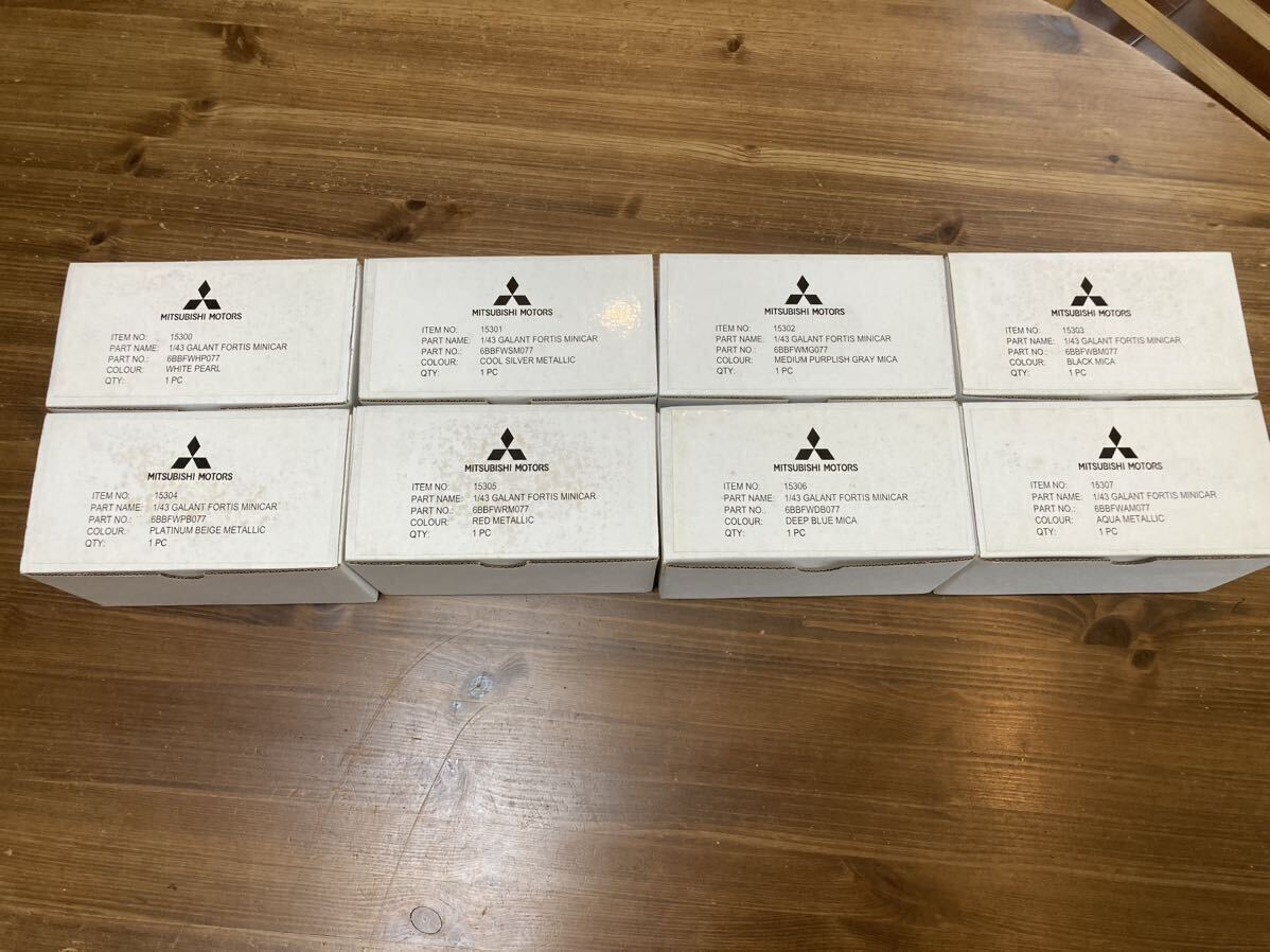 三菱ギャランフォルティス 1/43ミニカー カラーサンプル拍卖