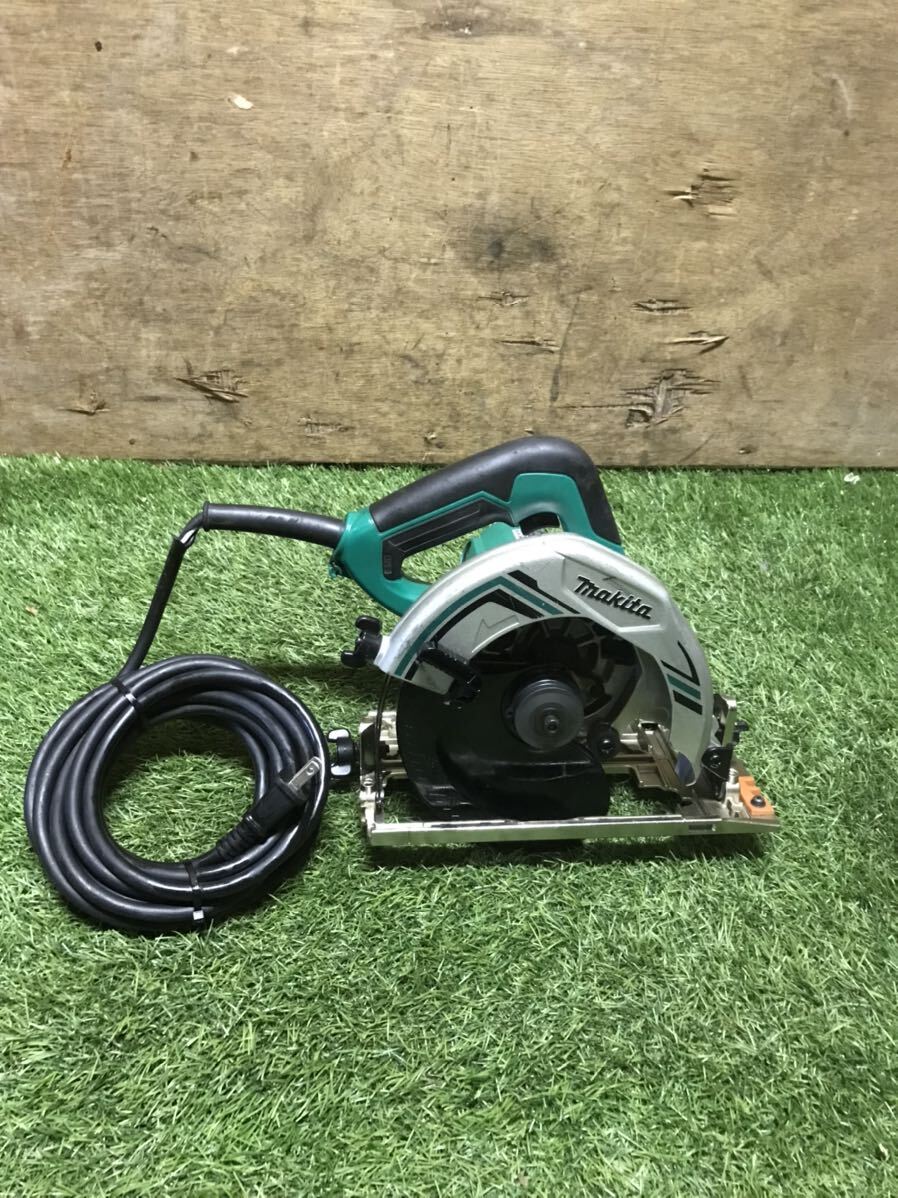 中古 165mmマキタ(Makita) 電気マルノコ M565. 送料落札者負担拍卖