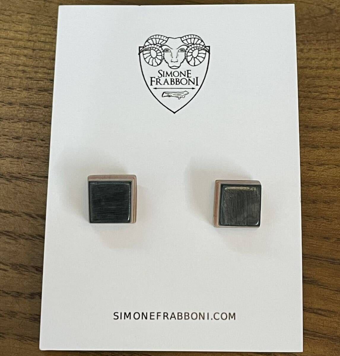 新品 HANDMADE MADE IN ITALY製 SIMONE FRABBONI リサイクルスケートボード ピアス グリーン×オレンジ シモーネ フラッボーニ イタリア製拍卖