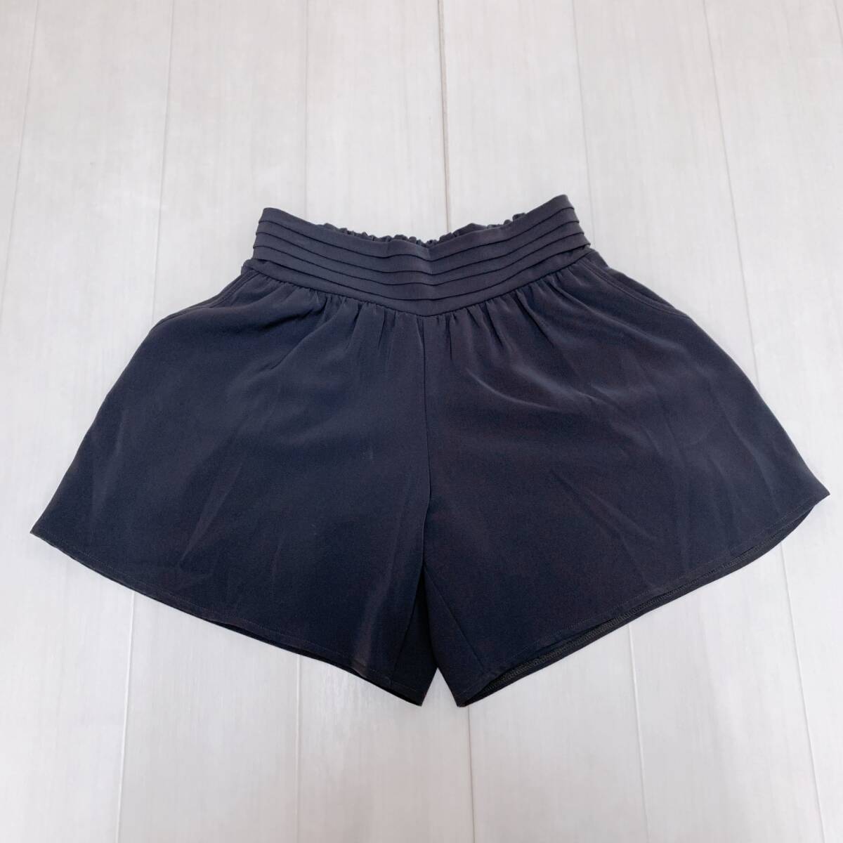 YH0963 Reasterish レディース ショートパンツ ハイウェスト ダークグレー フリーサイズ 2ポケット 裏地あり きれいめコーデ 万能 USED拍卖