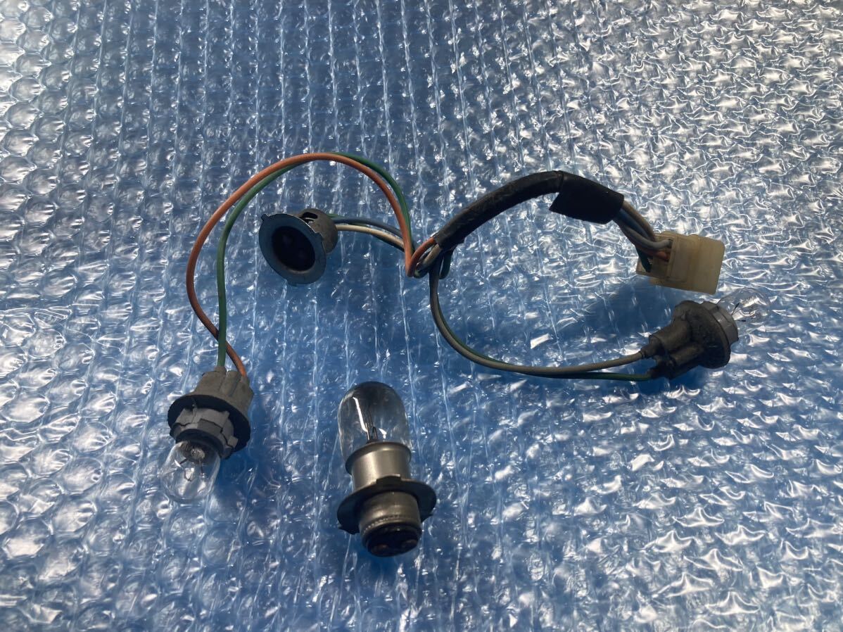 3417■ スーパーディオ ヘッド ライト ソケット ウインカー AF27 AF28 電球拍卖