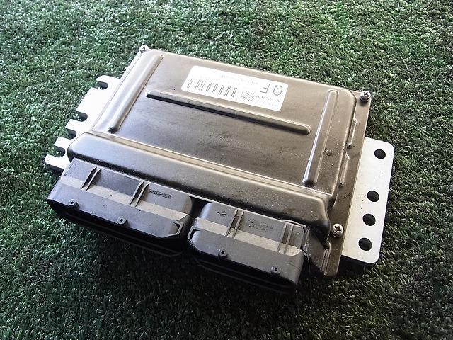 プレサージュ UA-TU31 エンジンコンピューター KY0 2371M-CN01B拍卖