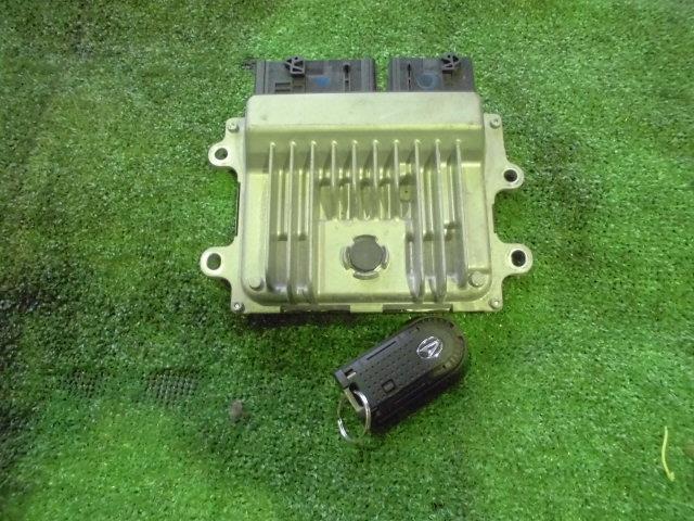 ムーヴ DBA-LA160S エンジンコンピューター X07 89261-B2101拍卖