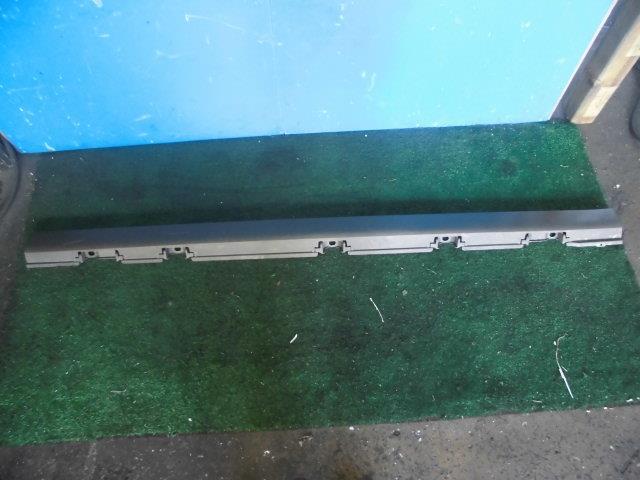 ラパン DBA-HE33S 右サイドステップ ZVP 77230-80P00-QAU拍卖