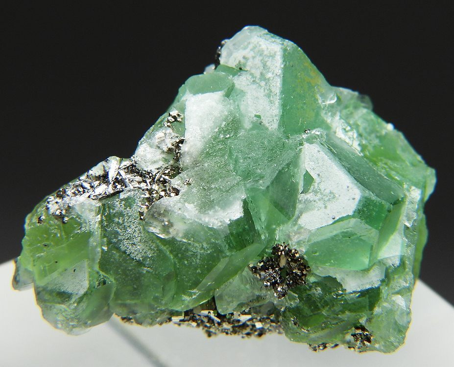 ☆☆ フローライト 蛍石 (蛍光) <ペルー> 49 ☆☆拍卖