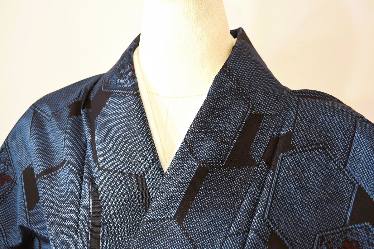 紬 つむぎ 亀甲 松 身丈151.5cm 裄丈63cm ★着物 pb-2908 桜庭呉服店拍卖