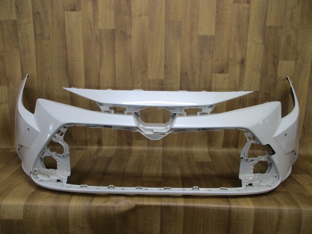 D12/ ZRE212/NRE210/ZWE211カローラ ツーリングHVハイブリッド純正フロントバンパー52119-12G70拍卖