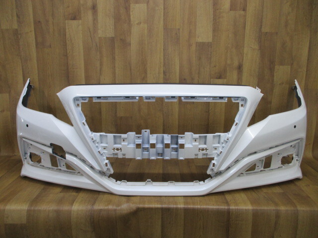 D12/ ARS220/GWS224/AZSH20/AZSH21クラウンHVハイブリッド純正フロントバンパー52119-30M60拍卖