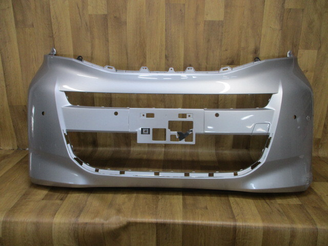 D12/ B44A/B45A/B47A/B48Aルークス純正フロントバンパー62022-7NA-0 拍卖