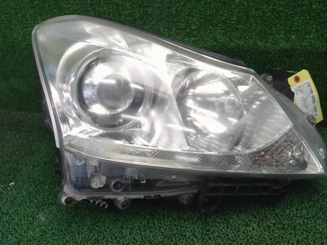 クラウンマジェスタ DBA-URS206 右ヘッドランプ 8S6 30-359 81110-30A90拍卖