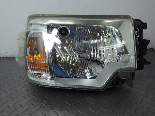 ミニキャブ U61V 右 ヘッドランプ ライト 8301C472拍卖