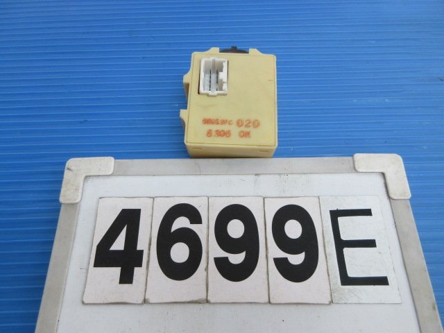 4699E フォレスター SF5 SF9 純正 キーウォーニングユニット 88013FC020 XSサイズ拍卖