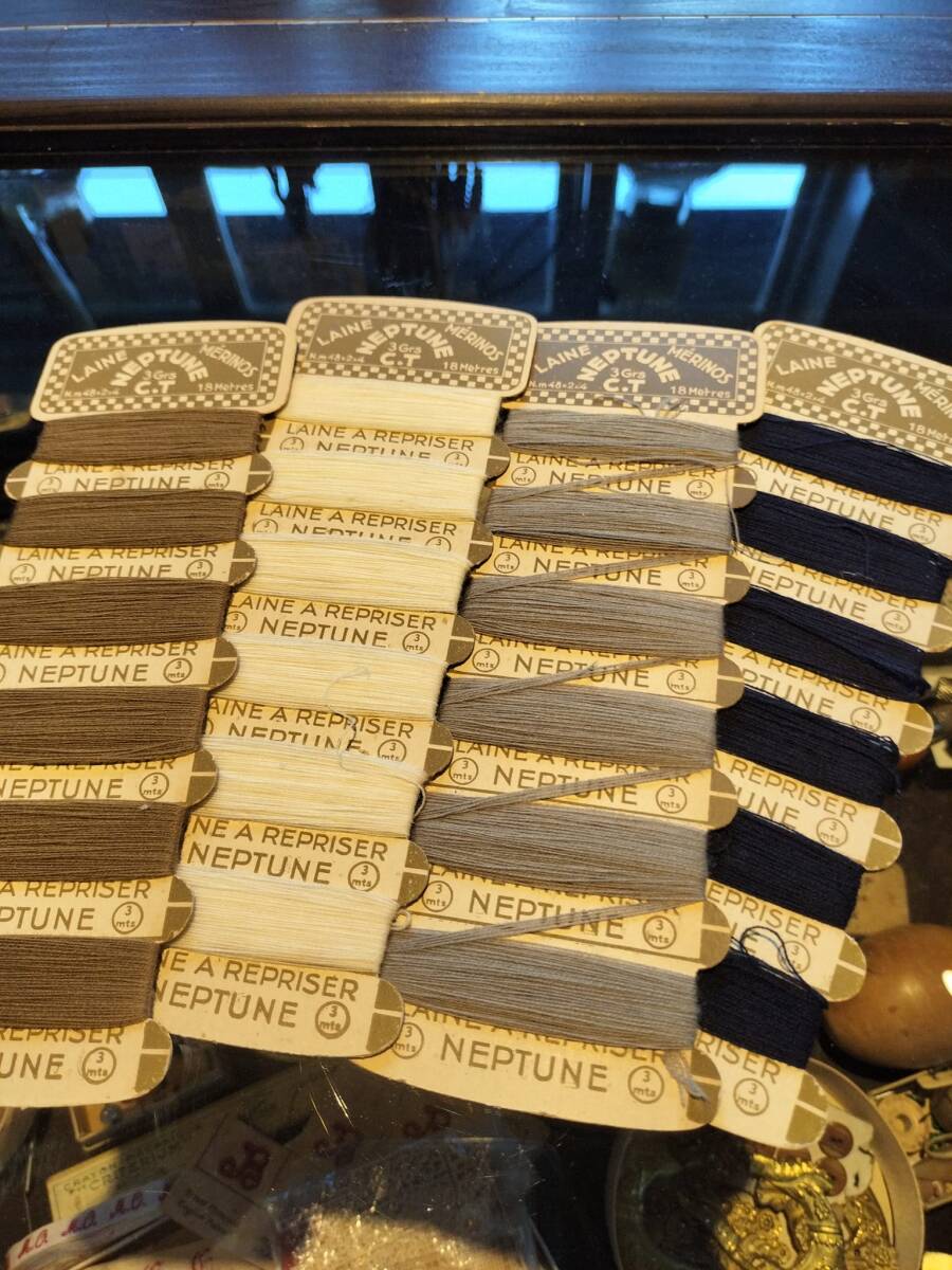 フランス アンティーク 巻糸 Laine Merinos 4点セット ナチュラル、グレー、茶色など!拍卖