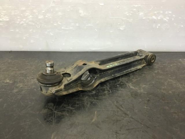 【TS】セルボ E-CN22S 左フロントロアアーム 45200-69D00拍卖