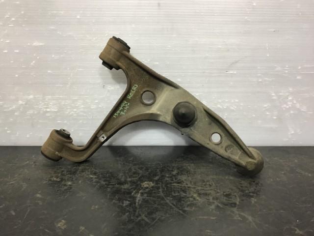 【TS】エスクード CBA-TD54W 右リヤアッパーアーム 46201-65J00拍卖