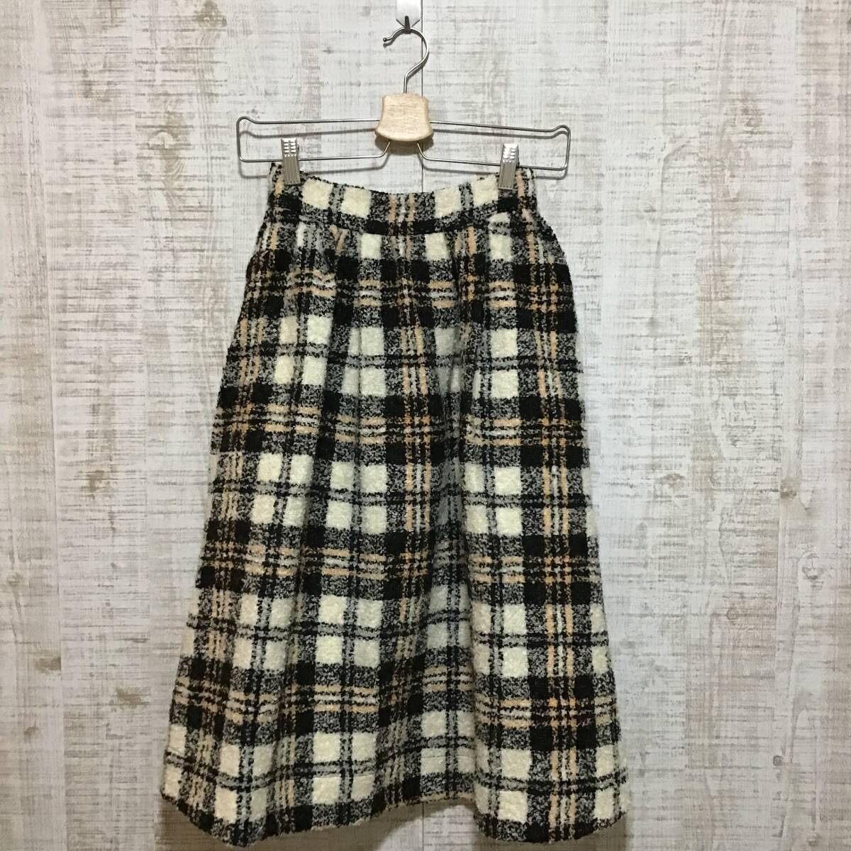 A200◇SNIDEL|スナイデル スカート ブラック×オレンジ×ホワイト サイズF拍卖