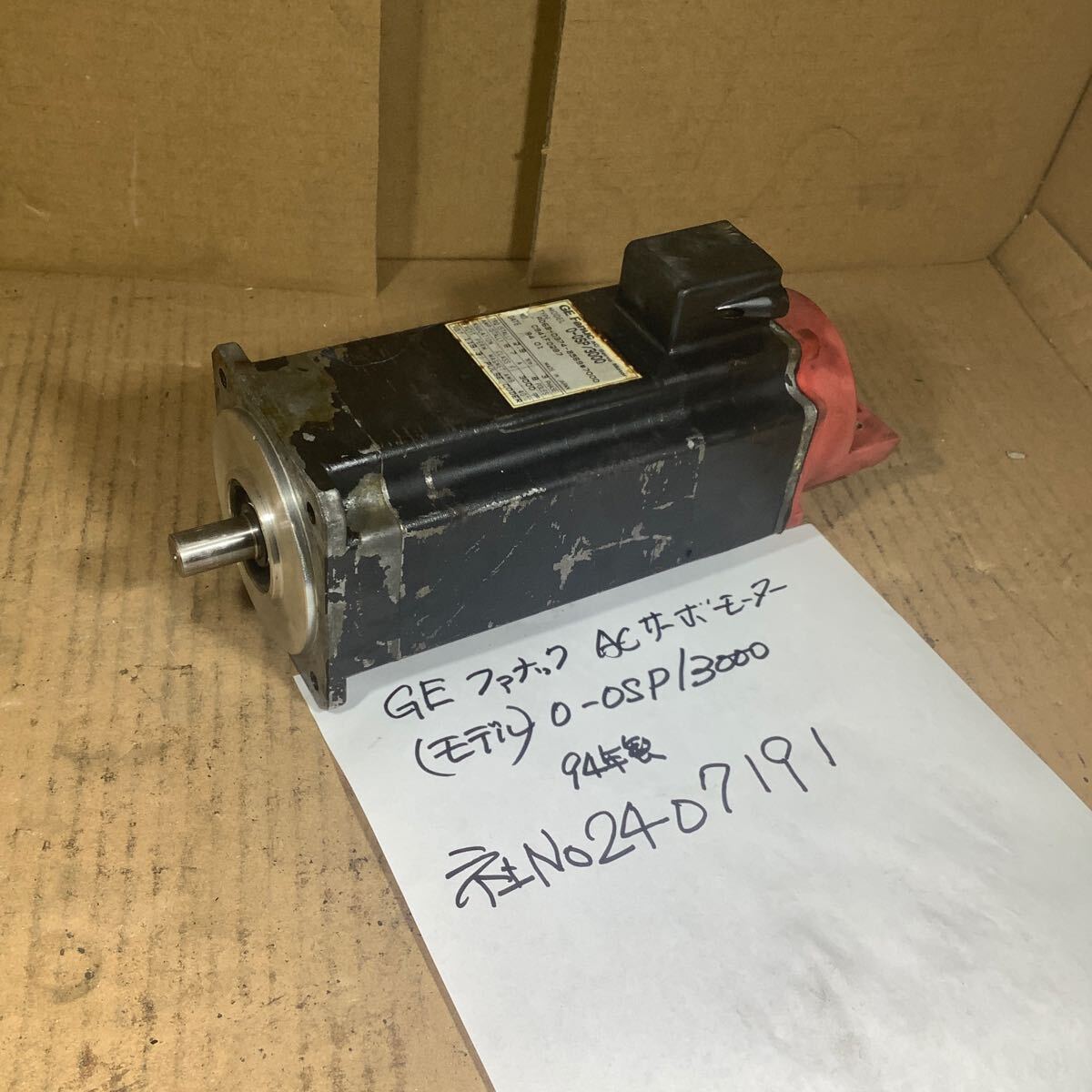 GE FANUC ACサーボモーター(モデル0-OSP/3000) 94年製中古品現状渡し品です。拍卖