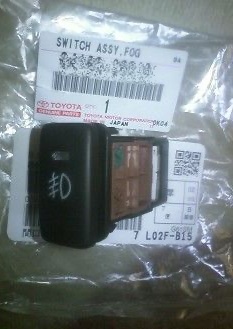 ★新品 未使用★トヨタ純正 ハイエース レジアスエース フロントフォグランプ スイッチ Genuine Hiace Regius Ace Front Fog Light Switch拍卖