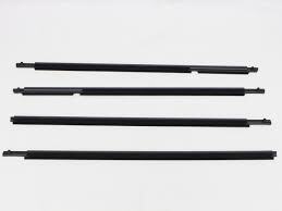 ●新品 未使用●トヨタ純正 90系プラド ドア ベルト 水切り モール 4点 フロント&リア ウインドウ ガラス ゴム モールディング拍卖
