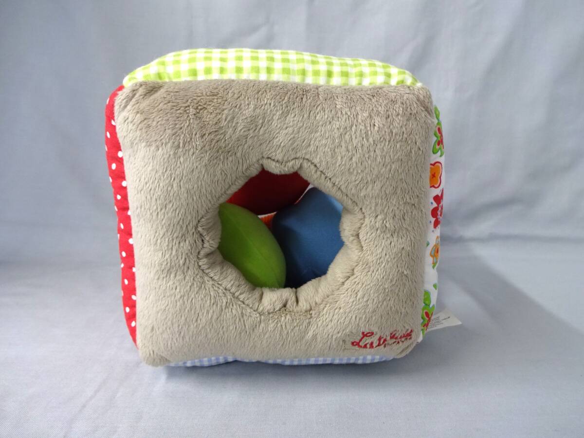 LATITUDE ENFANT 布製 サイコロ型 型はめパズル クッション 音が鳴る 知育玩具 おもちゃ フランス ボーネルンド拍卖